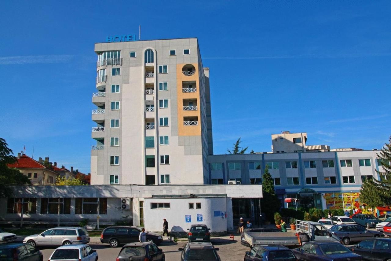 Отель Hotel Rila Дупница-21